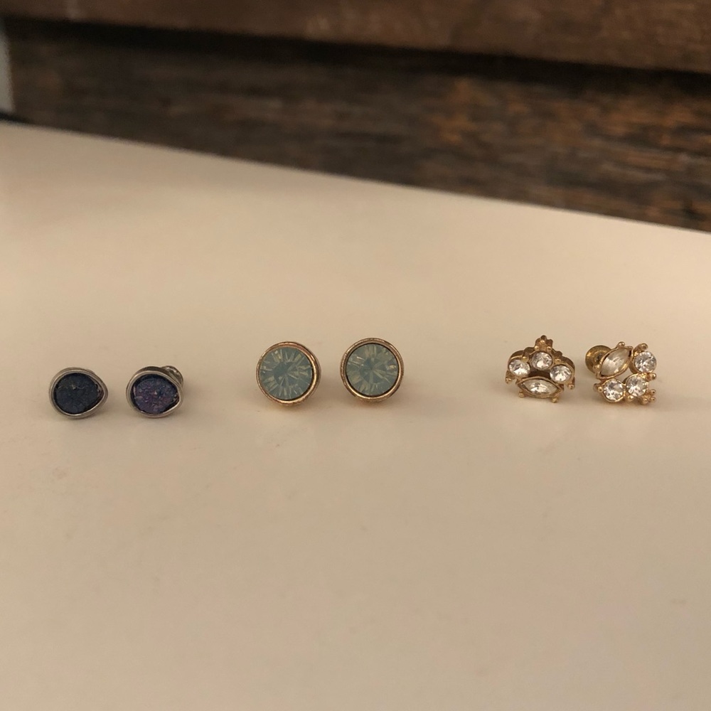Set of 3 pairs of earrings